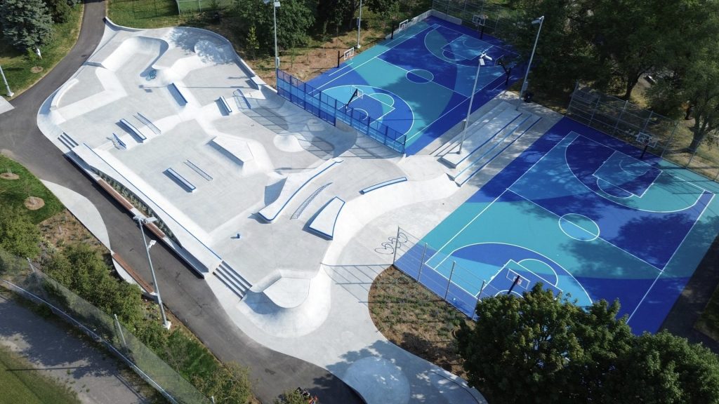 Réfection des aires sportives du parc Grovehill – photo 1 – Charex